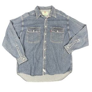 Vintage Levi’s Denim Button Down size XL